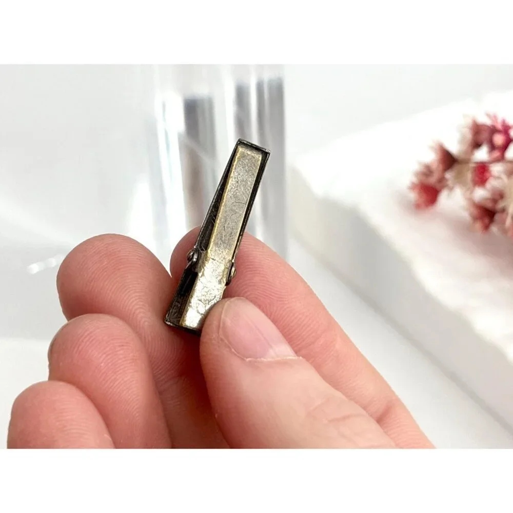 Victorian Style Textured Floral Gold Toned Vintage Men's Tie Bar | Tie Clip